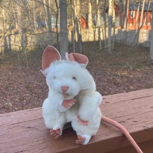 Folktails white mouse puppet